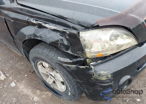 2005 Kia Sorento Ex/Lx from USA, damaged, VIN KNDJC733055390991